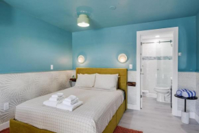 The Catalina - Upgraded Suite at Palmview Inn of Sanibel with Bikes